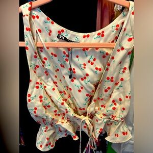 Soooo cute Zara top